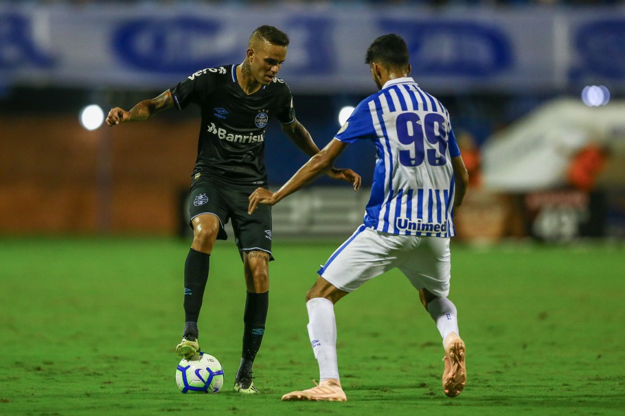 Avaí e Grêmio empatam em 1 a 1 na Ressacada